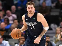 达拉斯独行侠赛后刷新队史纪录，志在NBA季后赛名次提升，更衣室稳定，阵容厚度经受考验的简单介绍