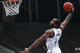 国王杯加时末段再迎强敌，纽卡斯尔临场应变，主帅态度——引发热议，赛程密集仍需轮换的简单介绍