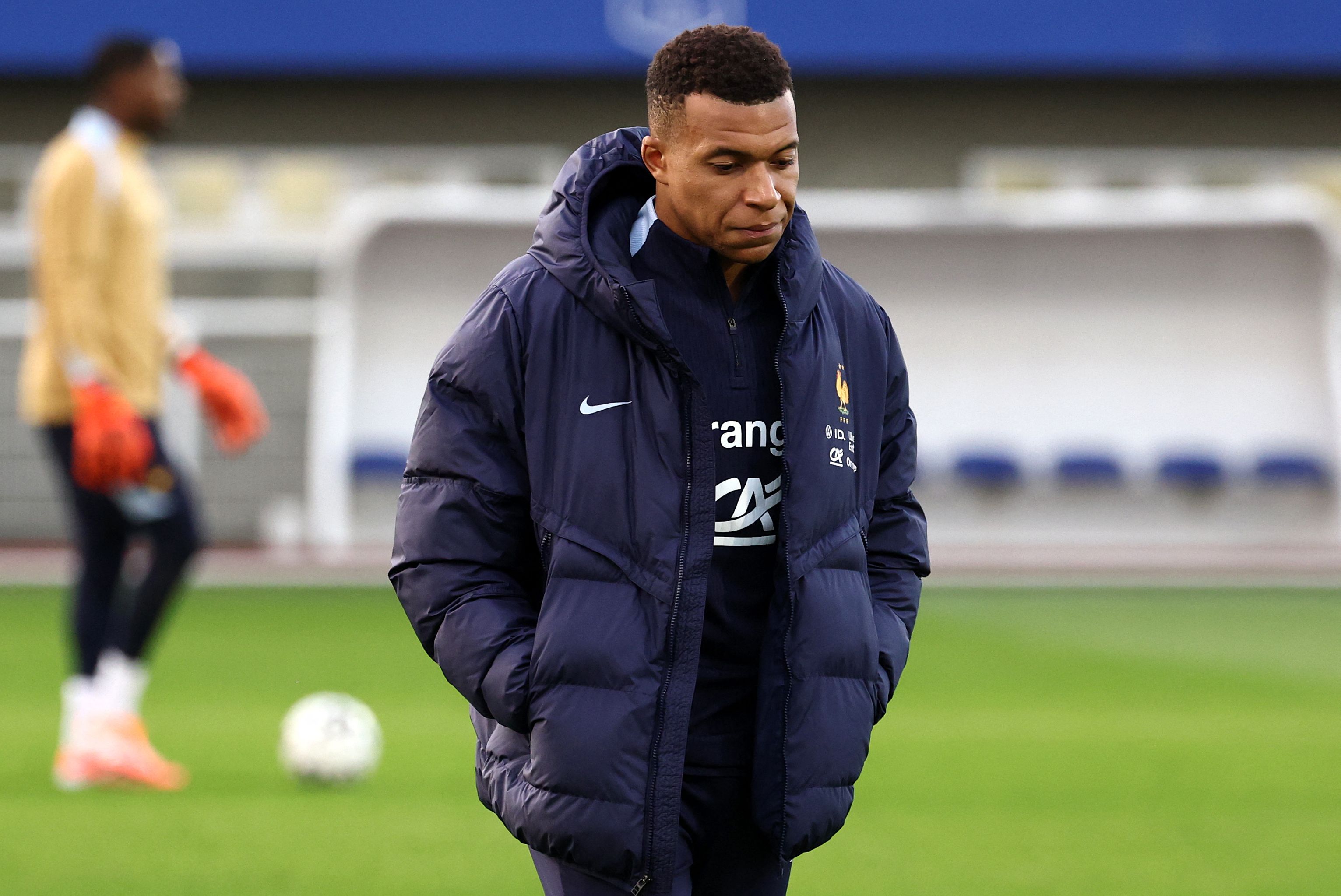 关于今晚葡萄牙体育备战法国杯,防线松动细节曝光,话题不断,球探报告显示潜力的信息 关于今晚葡萄牙体育备战法国杯,防线松动细节曝光,话题不断,球探报告显示潜力的信息